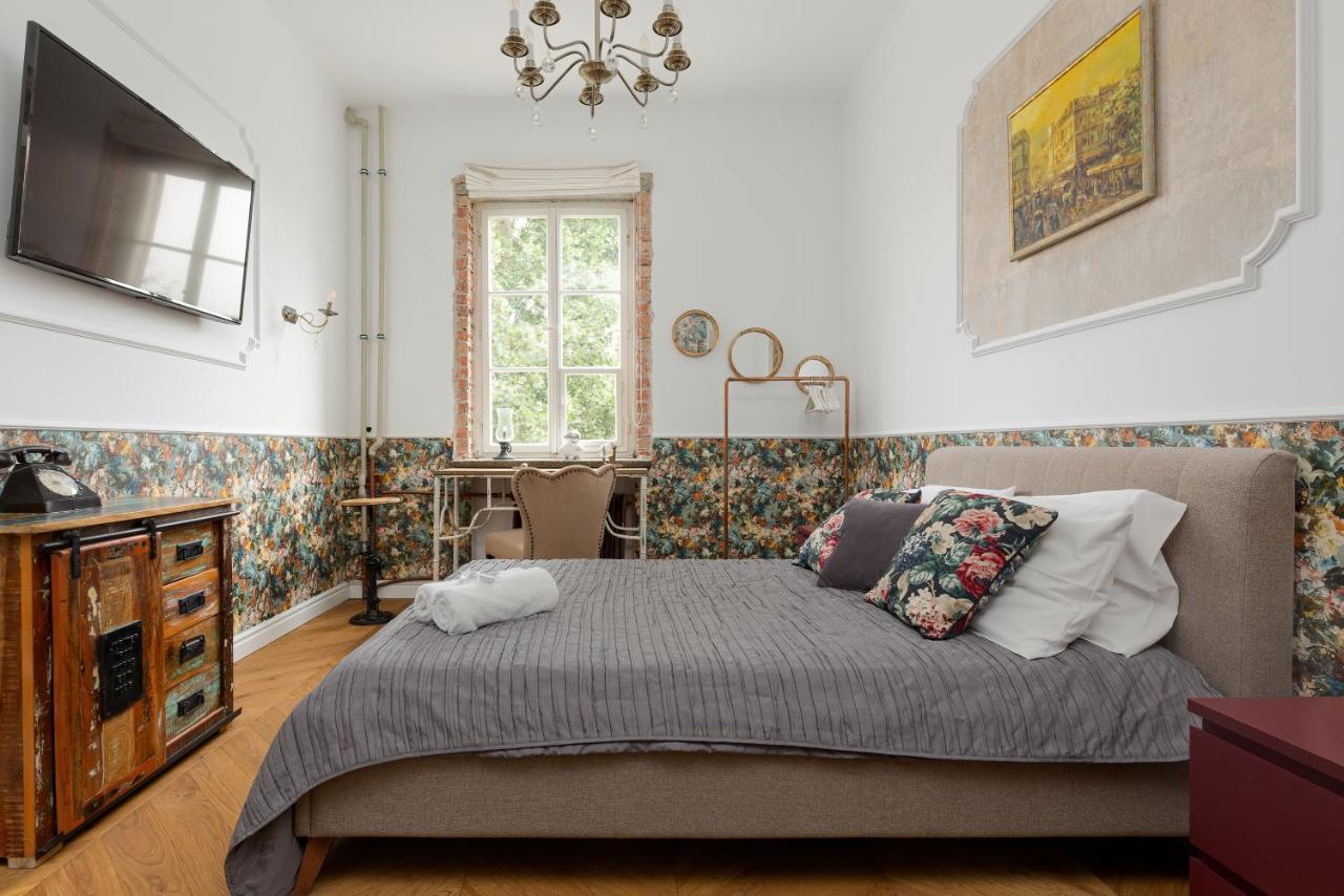 Apartment On The Warsaw Square By Noclegi Renters Экстерьер фото